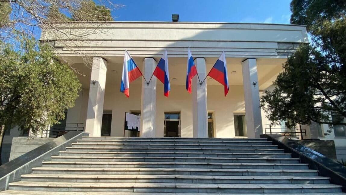 Посольство России в Тегеране работает в штатном режиме