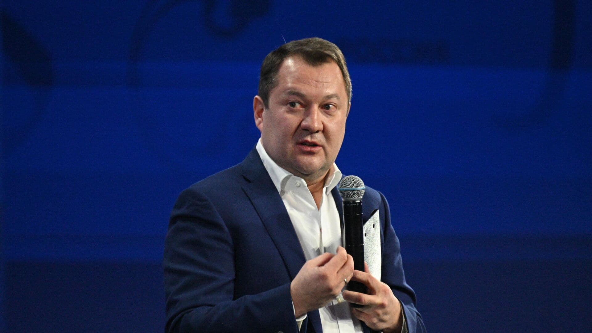 Экс-главу Тамбовской области будут судить за взятки на 80 миллионов рублей