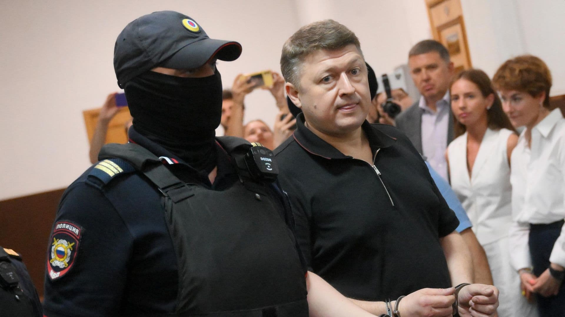 Бывшего партнера Тимура Иванова осудили на восемь лет по делу о взятках