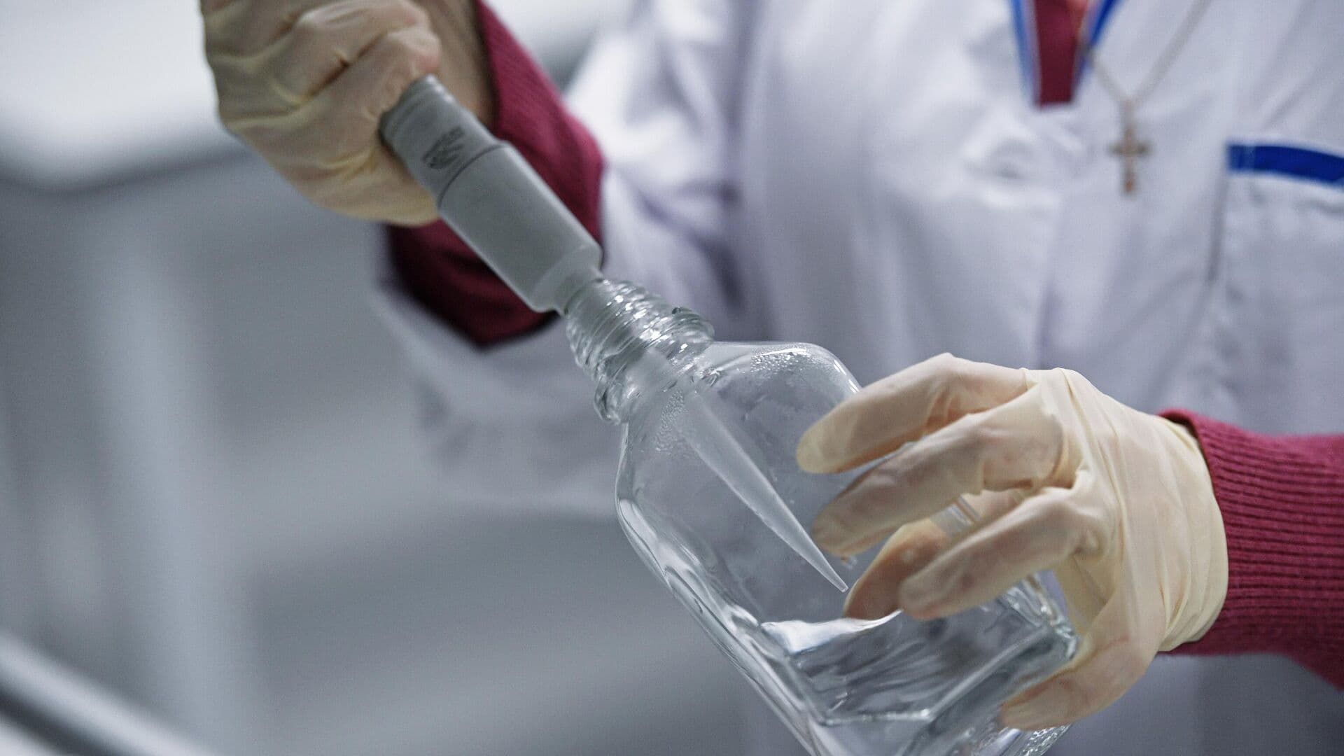 Глава РАН призвал сдержанно относиться к генетическим ДНК-тестам