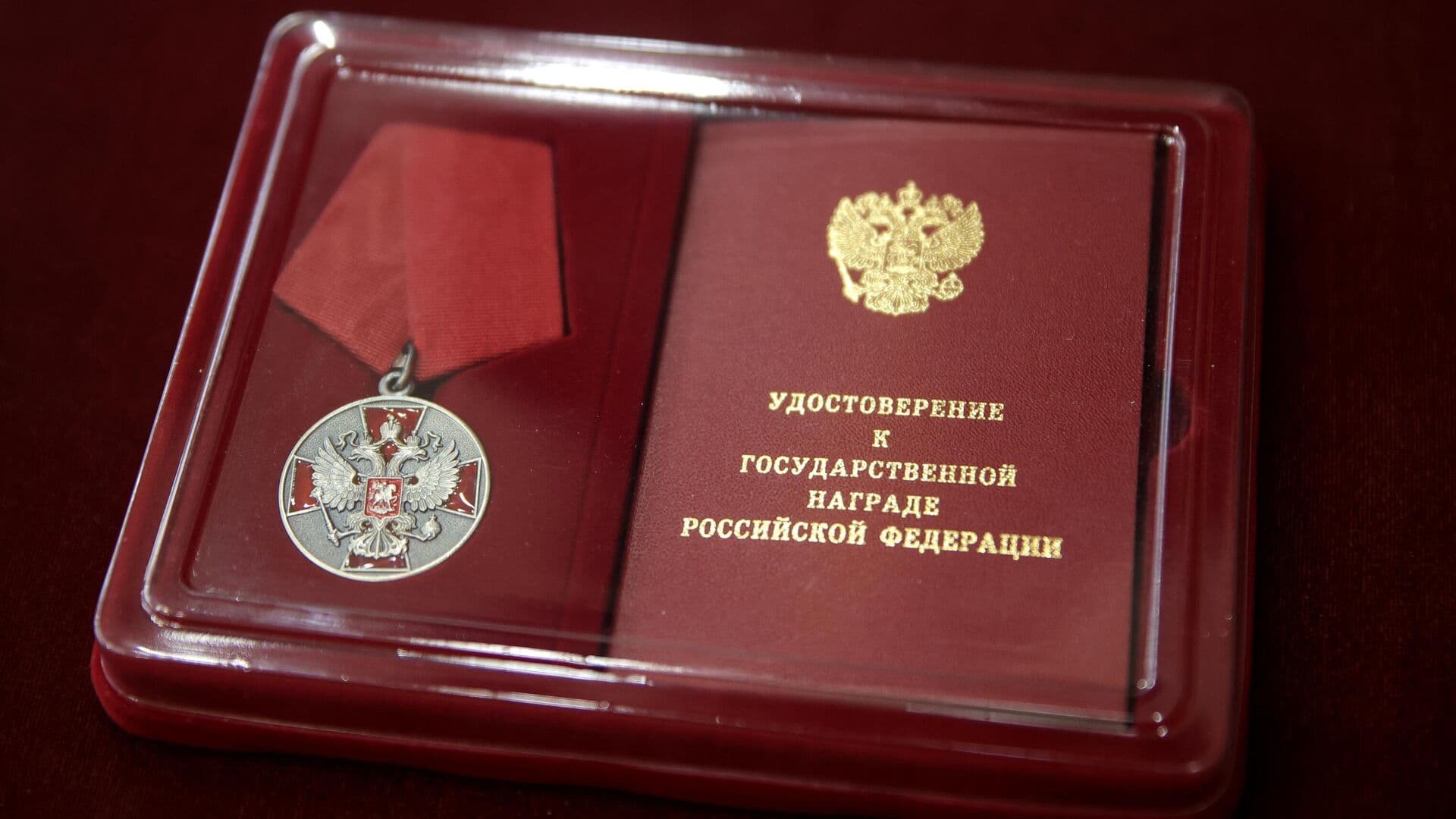 В Минобороны рассказали о наградах военно-политических специалистов на СВО