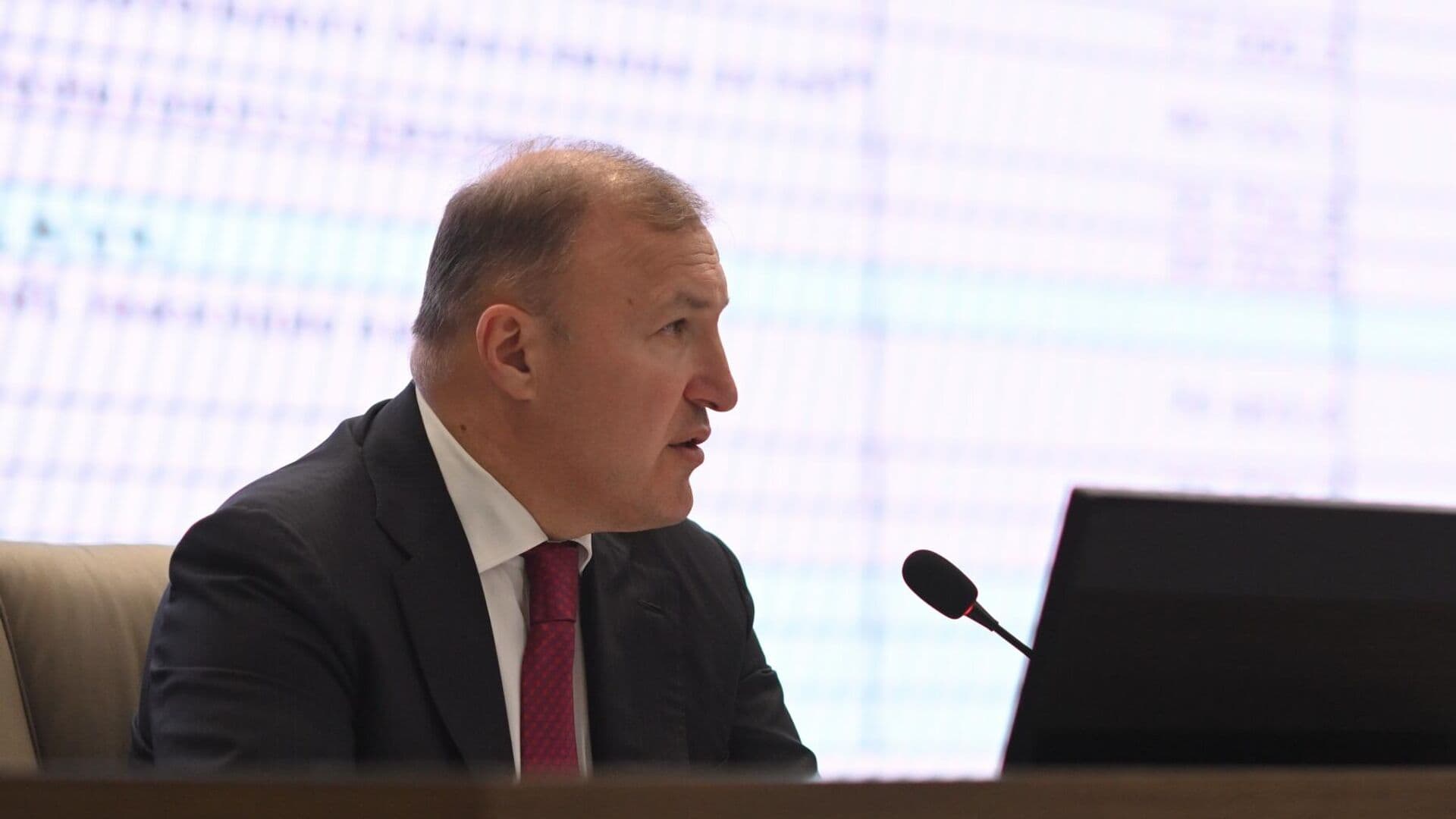 Глава Адыгеи поздравил медработников с наступающим праздником