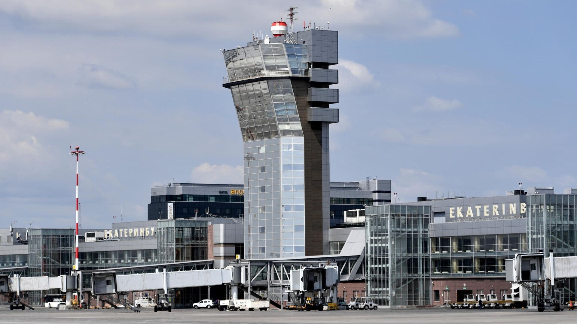 Из Дубая в Екатеринбург планируются еще два вывозных рейса