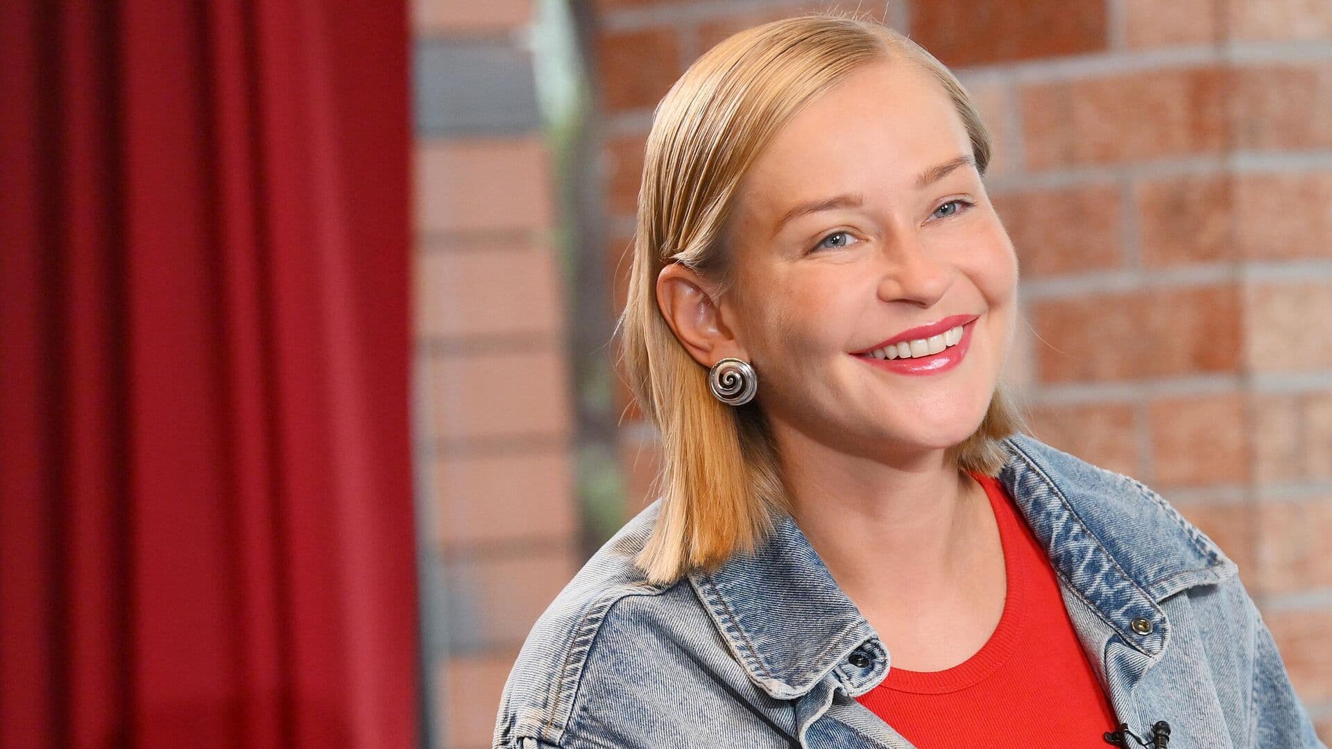 Юлия Пересильд вернулась в Москву из Дубая