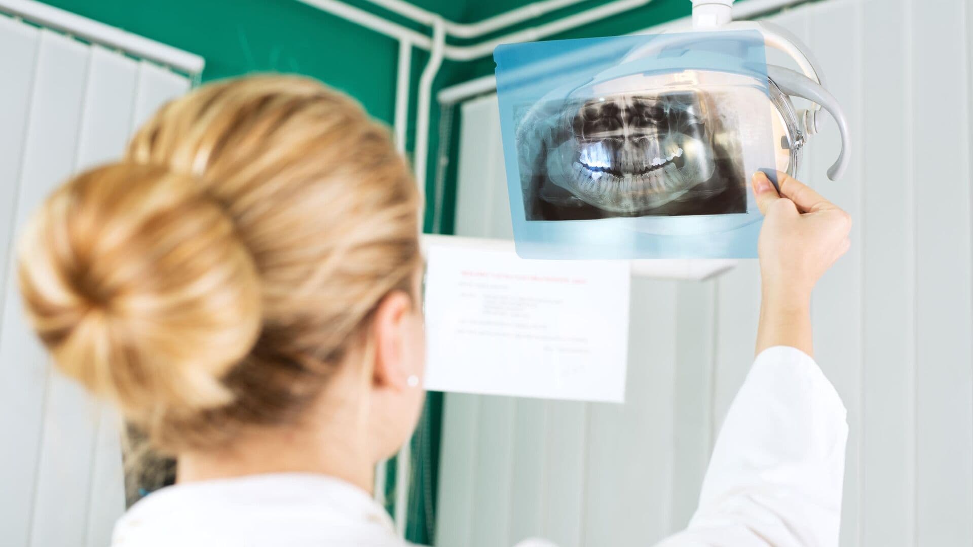 Обучение фельдшеров-стоматологов возобновили в Костромской области