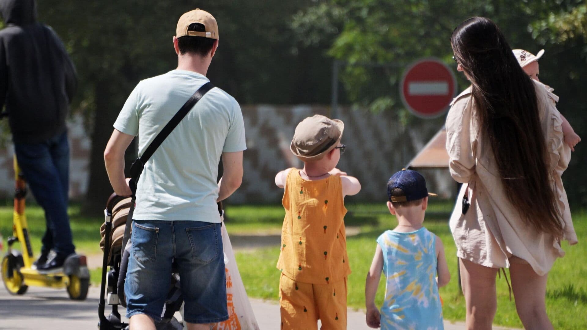 Соцфонд назвал регионы-лидеры по числу многодетных семей в России