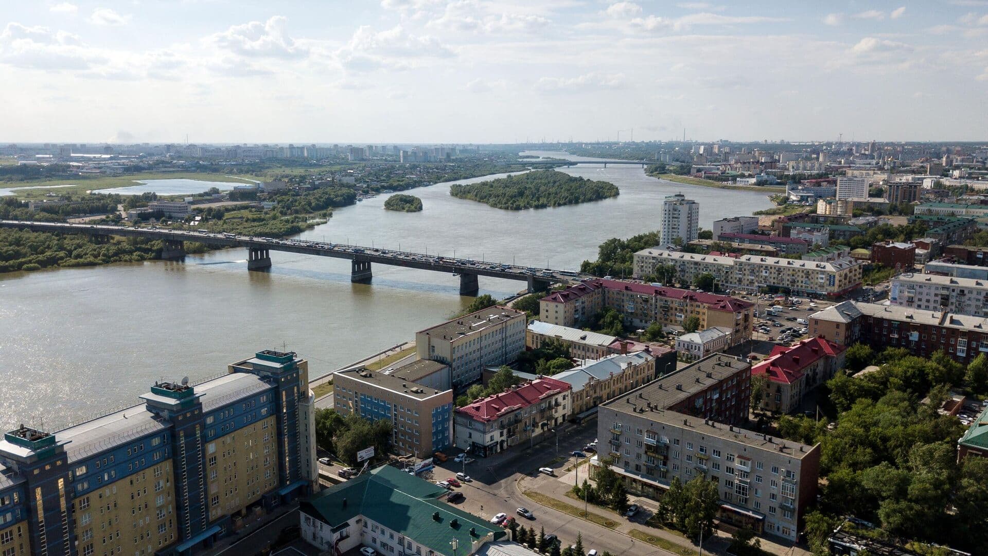 Украинские беспилотники атаковали Омский НПЗ
