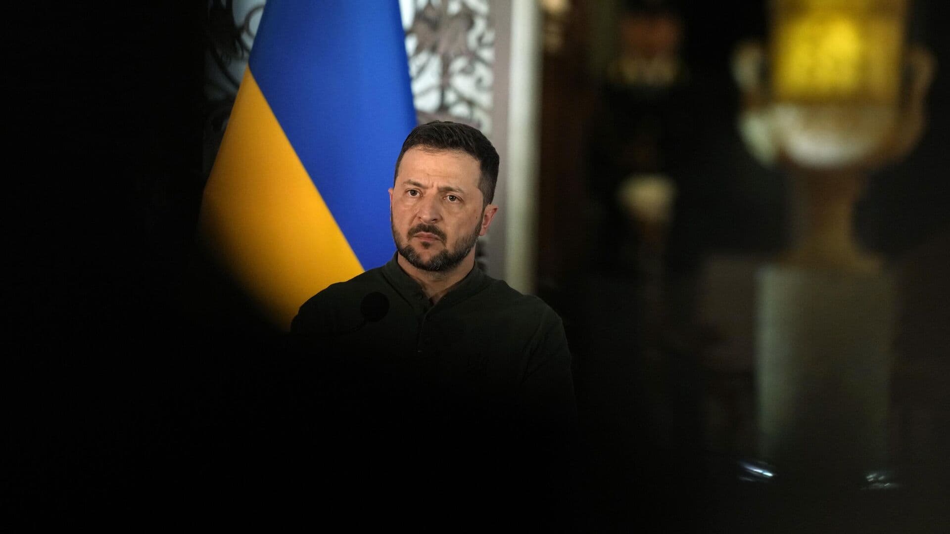 Москва не передавала Зеленскому посланий через Вучича, заявил Песков