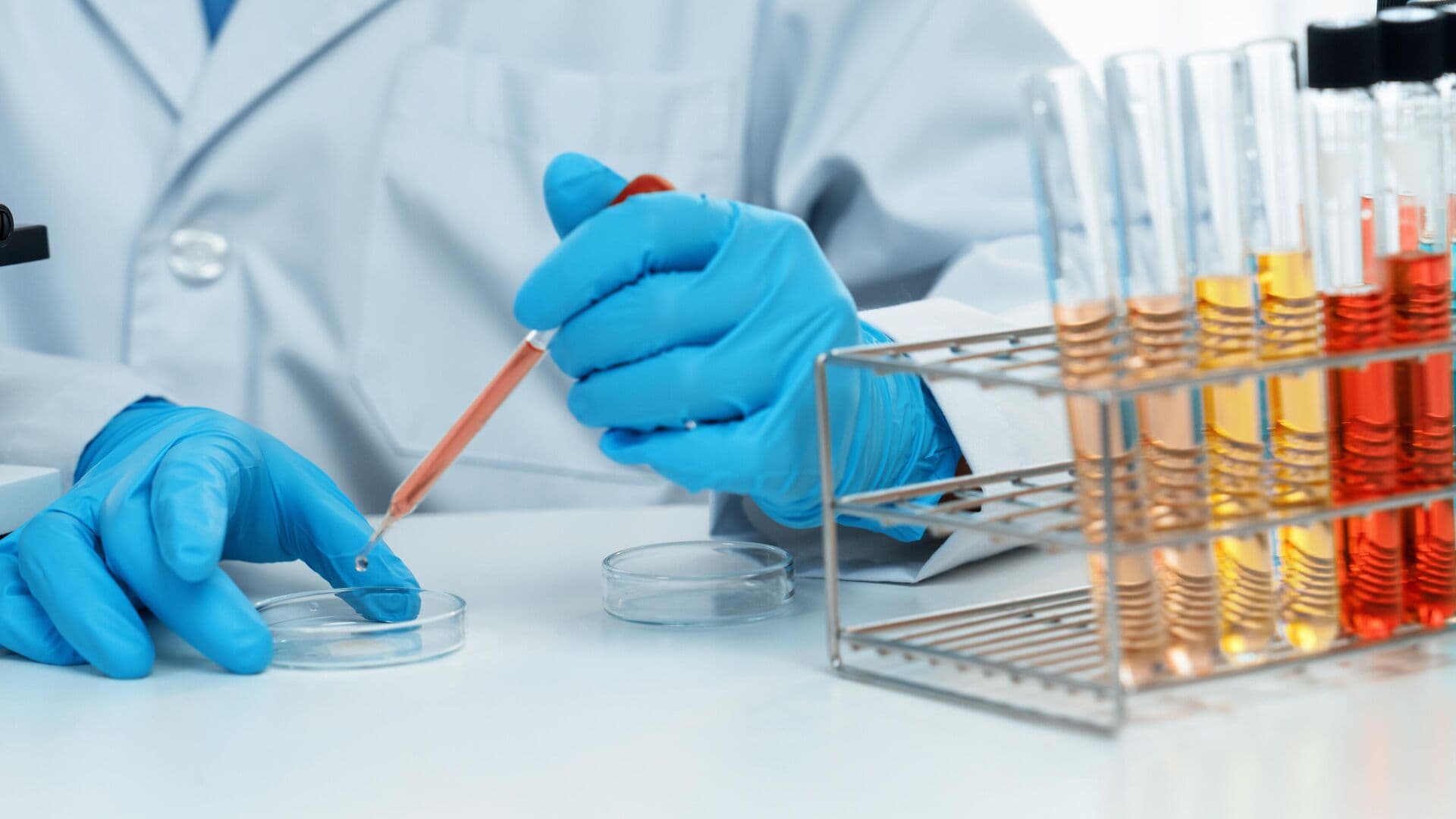 Российские ученые разрабатывают новый метод лечения болезни Паркинсона