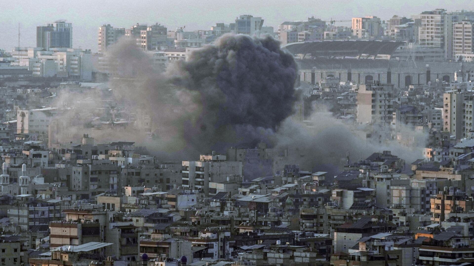 Пригород Бейрута подвергся массированным ударам авиации