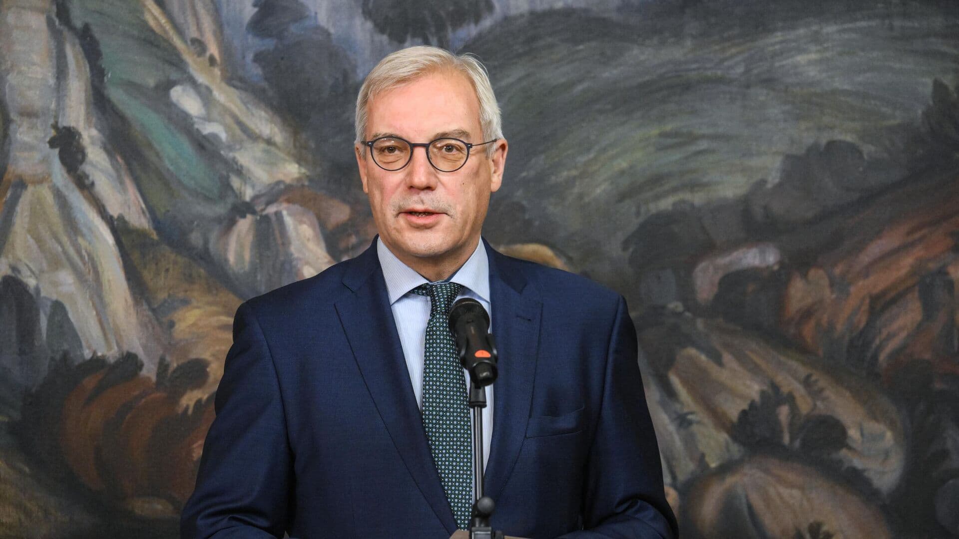 Грушко встретился с замгоссекретаря Венгрии по политике безопасности