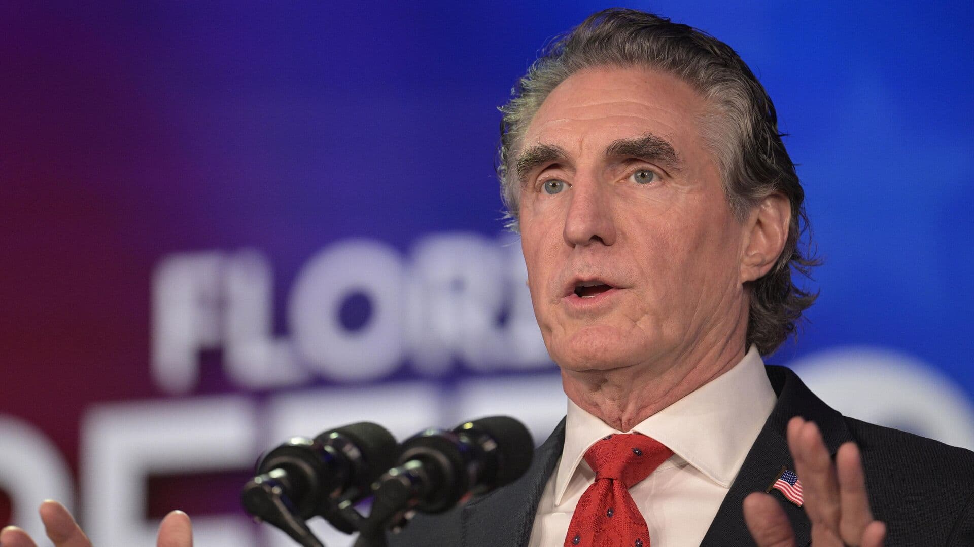 Министр внутренних дел США прибыл в Венесуэлу