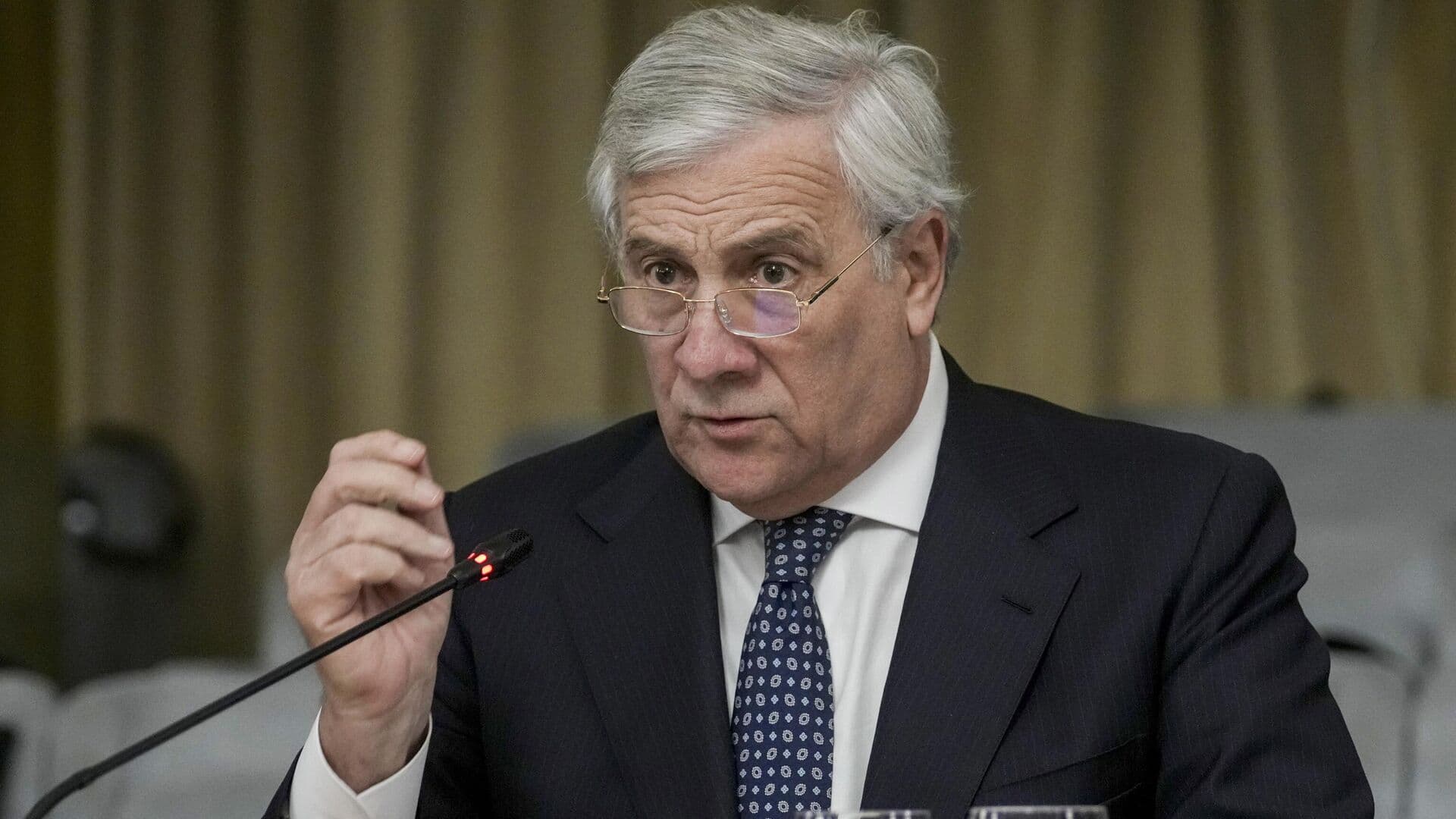 Глава МИД Италии опозорился в парламенте из-за Ирана