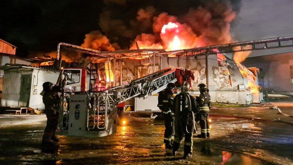 На НПЗ в Северском районе Кубани произошел пожар из-за атаки ВСУ