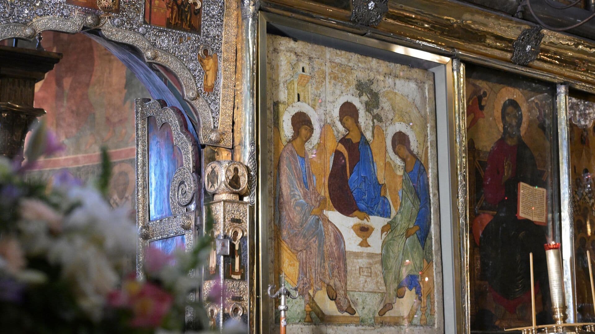 В Троице-Сергиевой лавре рассказали, что сделать в день принесения "Троицы"