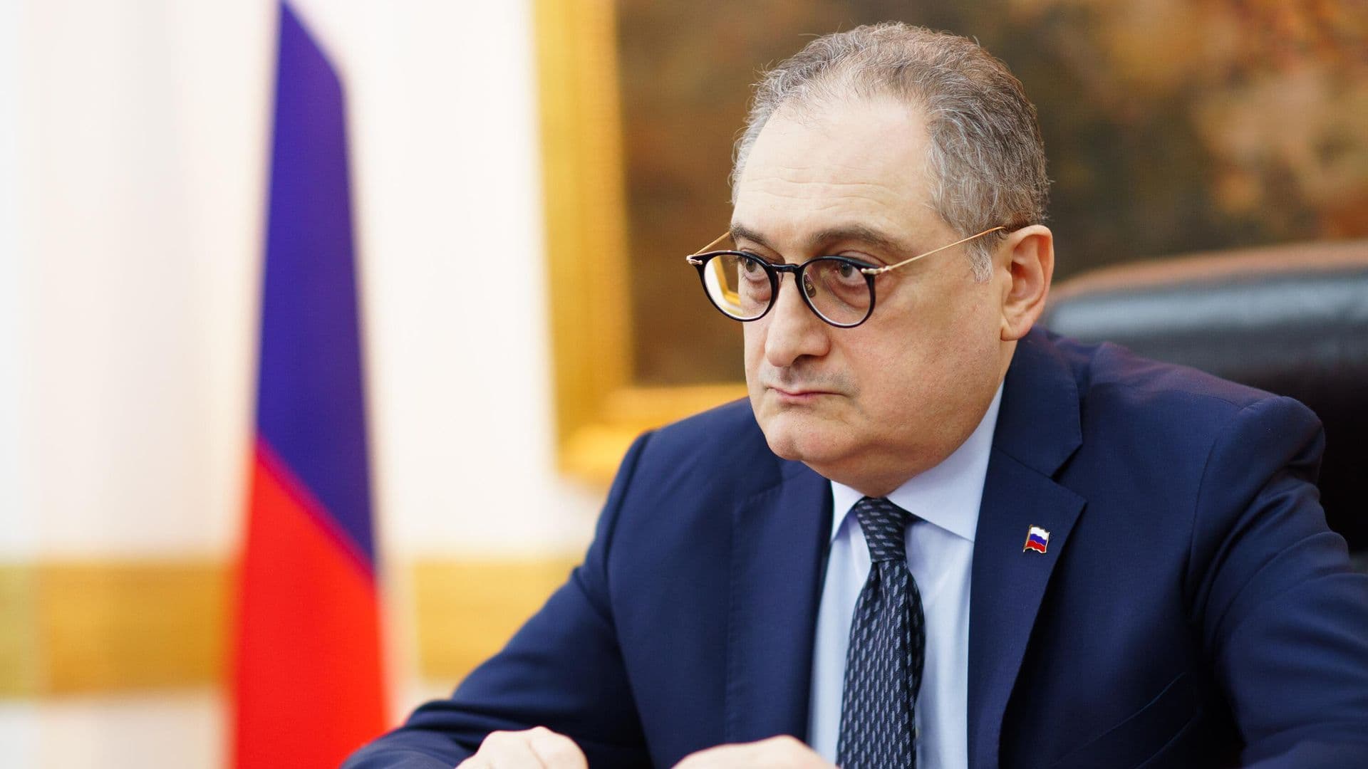 Москва не может воспринимать Берн как нейтрального игрока, заявил Моргулов