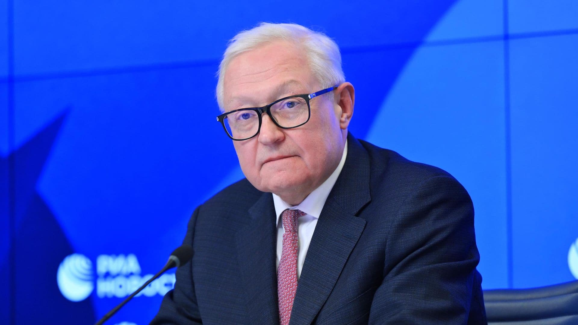 Россия открыта для диалога по стратегической стабильности, заявил Рябков