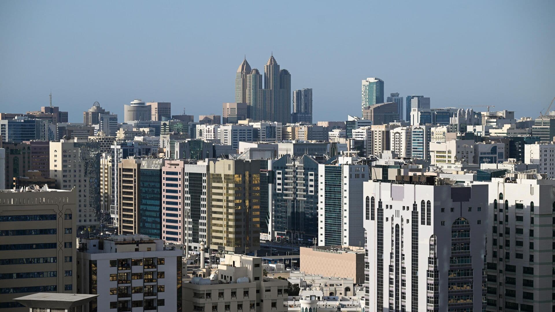 Россиянка из Абу-Даби рассказала, где жители ОАЭ прячутся во время тревоги