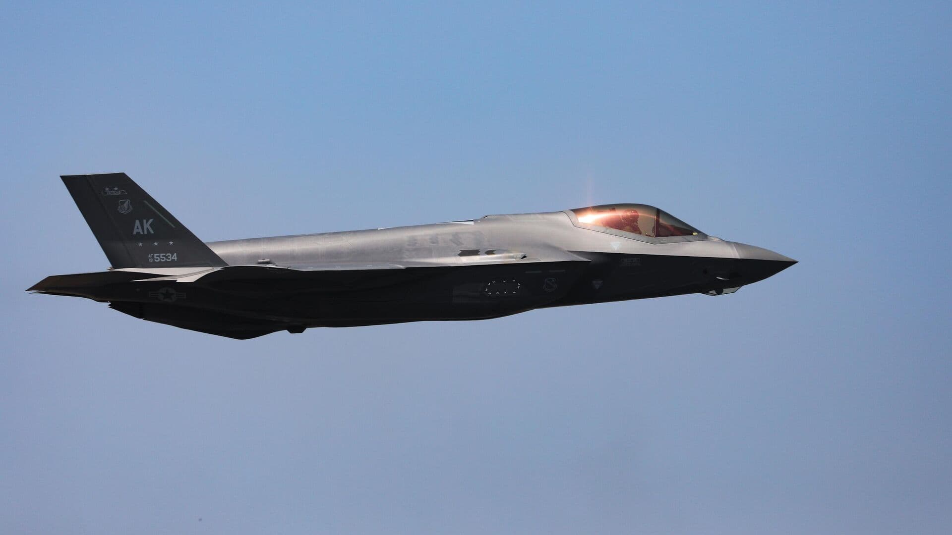 Истребитель ВВС США разбился в Неваде