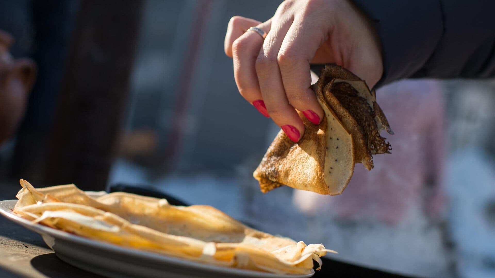 Россияне покупали больше готовых блинов в период Масленицы