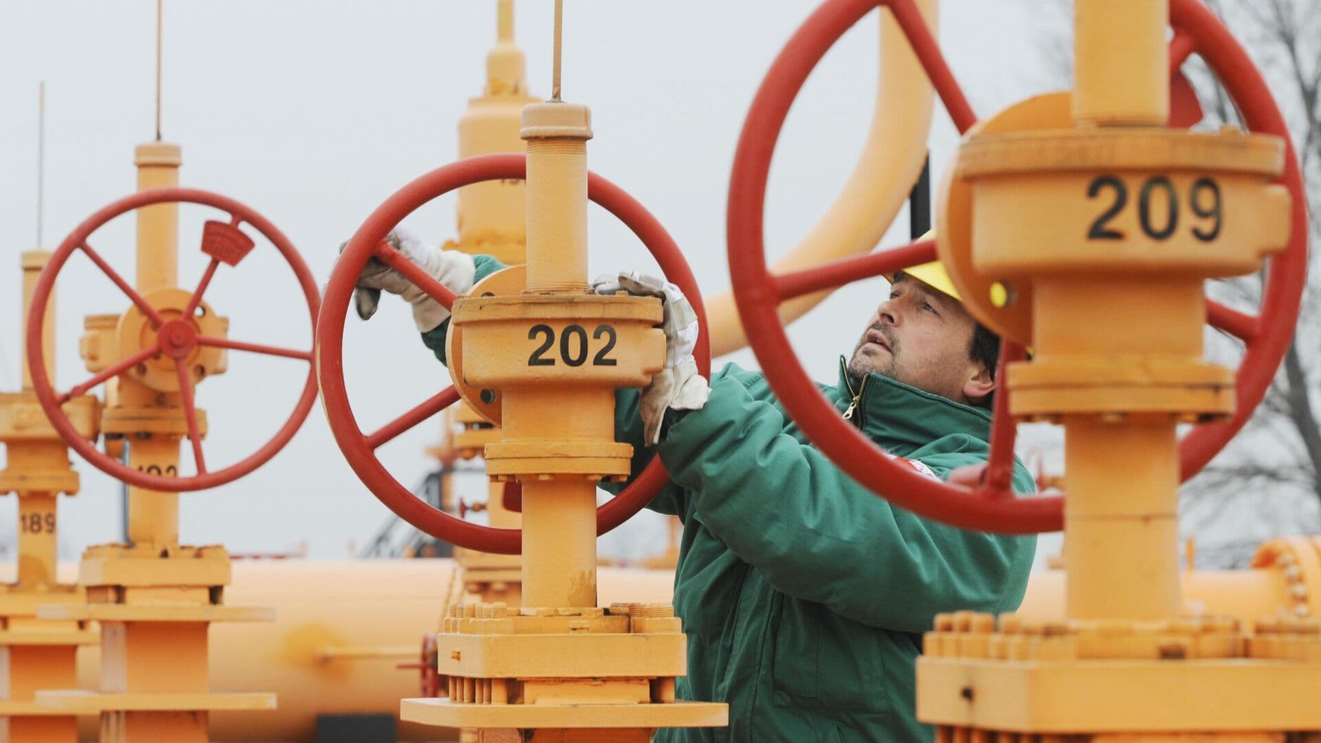 Ситуация с запасами в европейских ПХГ усугубляется, сообщил "Газпром"