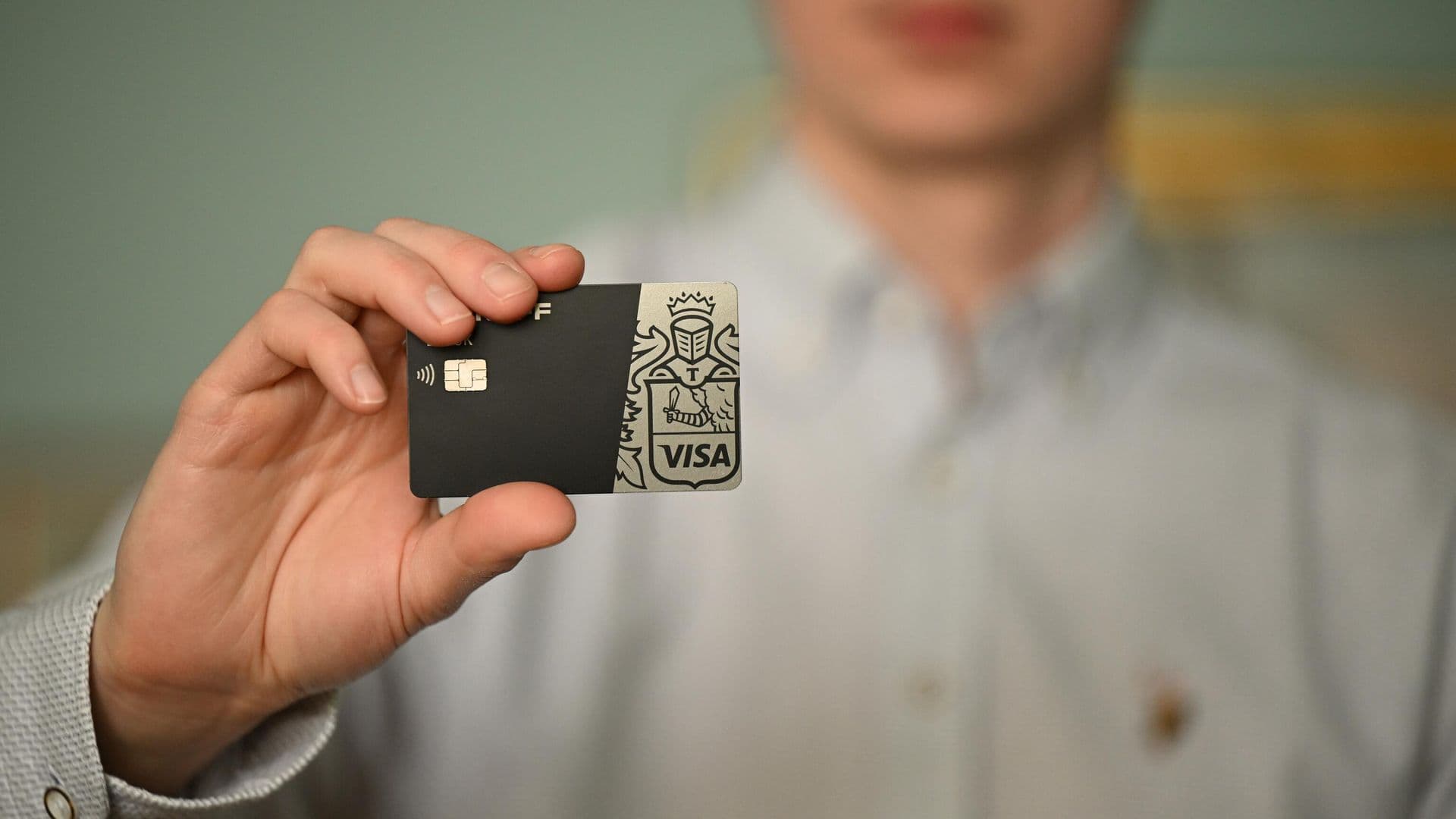 Финансист рассказал, как избежать сбоев при оплате Visa и Mastercard