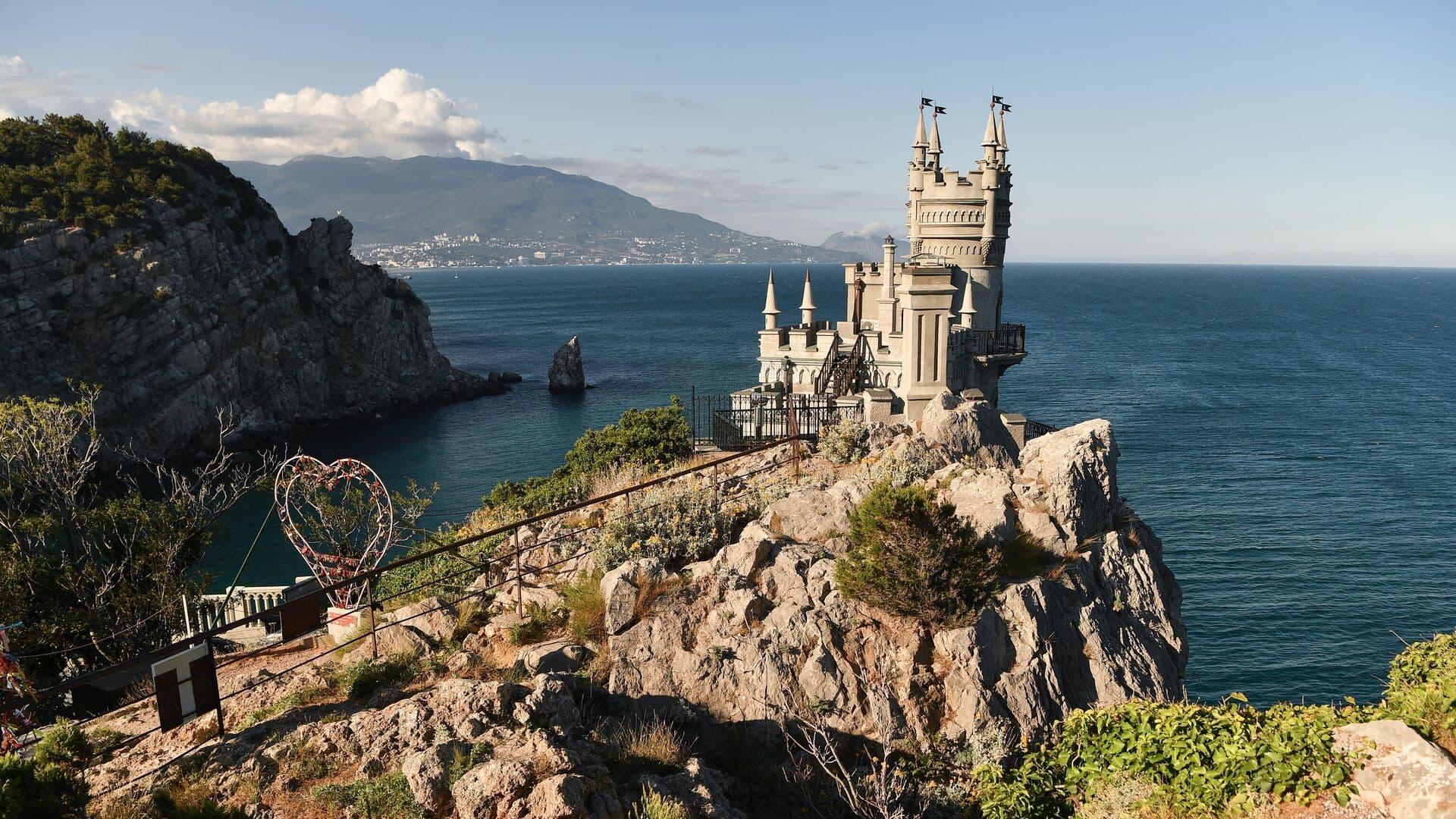 В Крыму заявили, что полуострову в составе Украины угрожало уничтожение