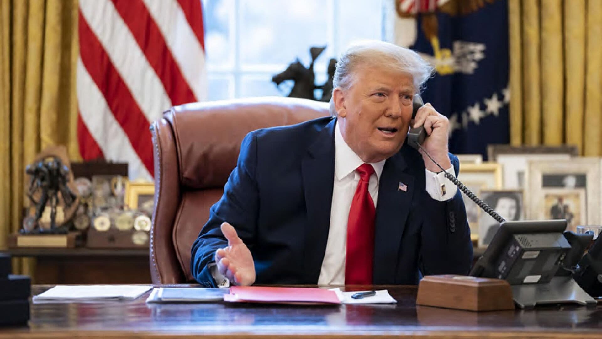 Трамп был тронут поздравлением Путина, сообщил Ушаков