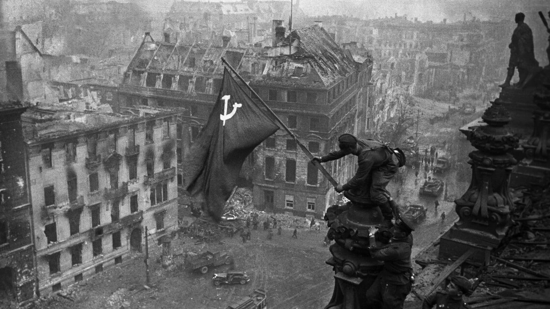 Россия считает недопустимой героизацию нацистов, заявил постпред при ООН