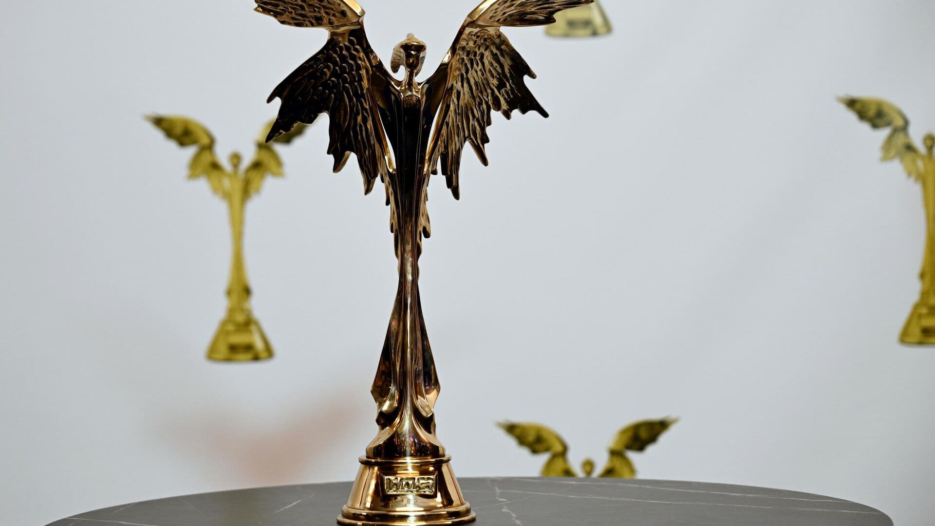 Более 80 кинокартин вошли в лонг-лист премии "Ника"