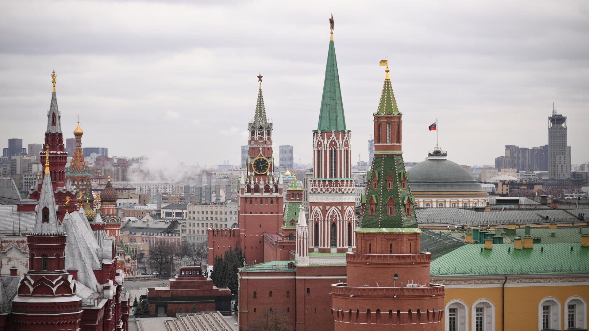 В Кремле рассказали о росте интереса студентов из ЦАР к учебе в России