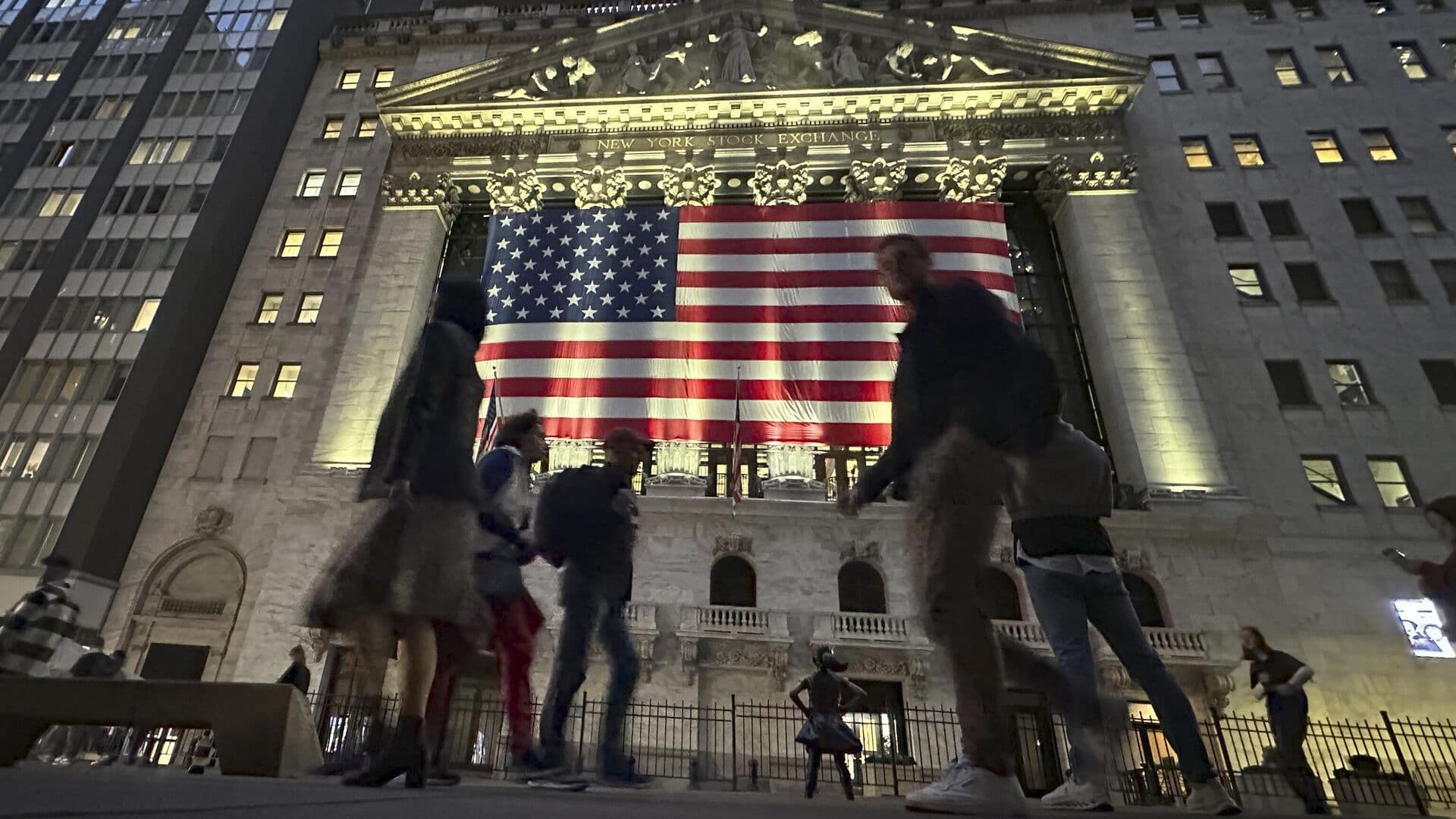 Фьючерсы Уолл-стрит снижаются на фоне ситуации на Ближнем Востоке