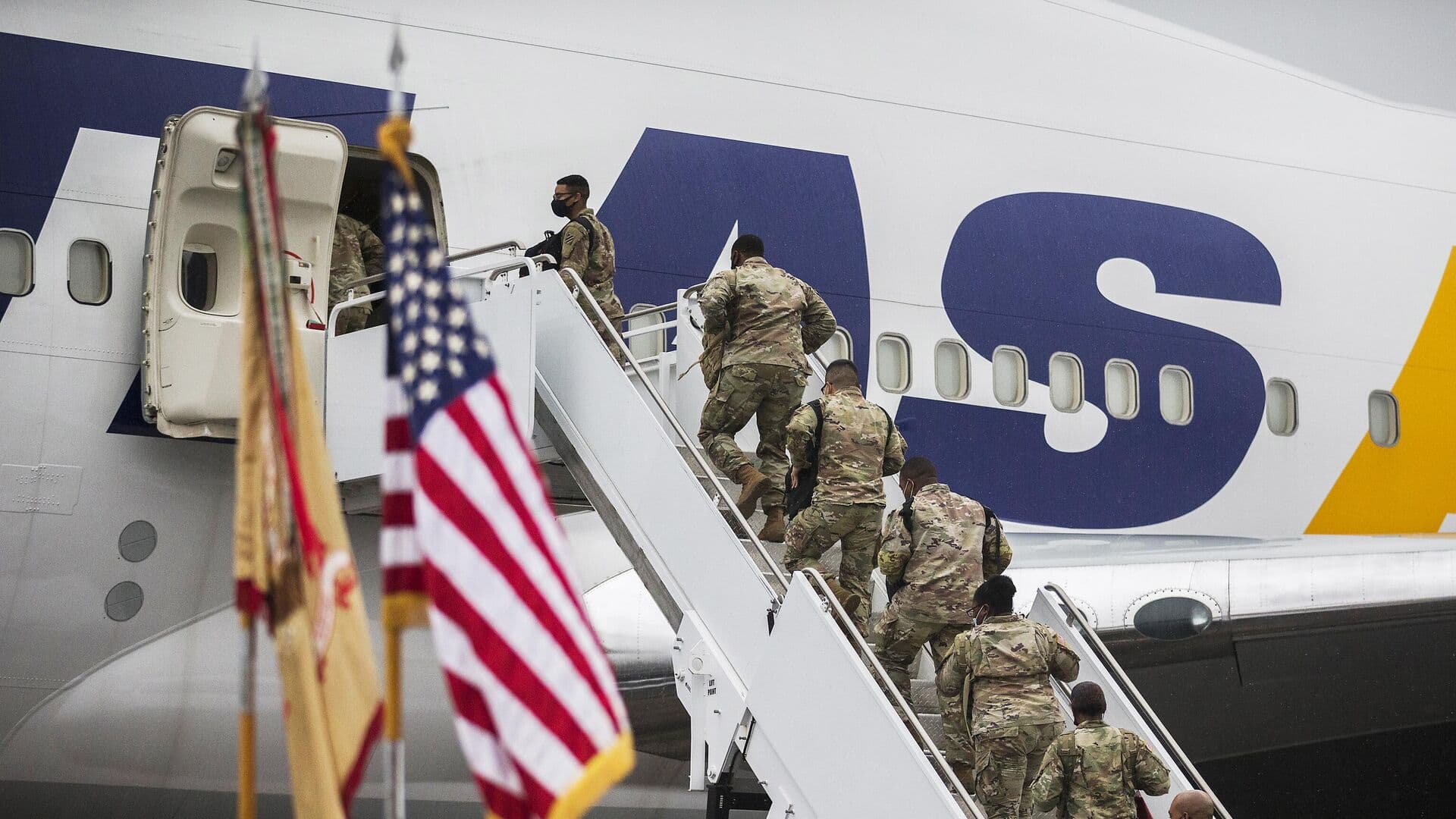 "Придется уйти". В США заговорили об окончании конфликта с Ираном