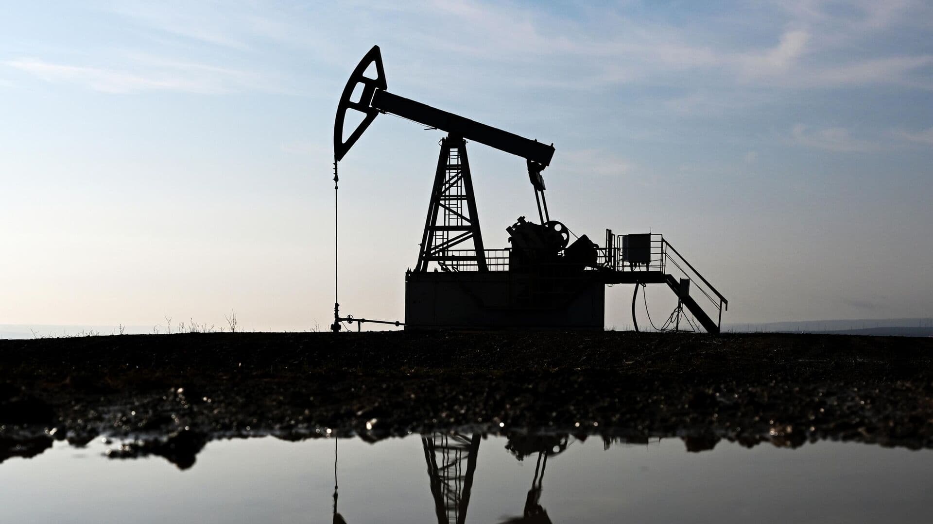 Индонезия обсуждает с Россией закупки нефти