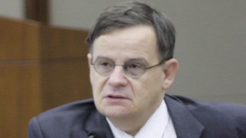 В Риге прямо во время лекции задержали корееведа Ланькова