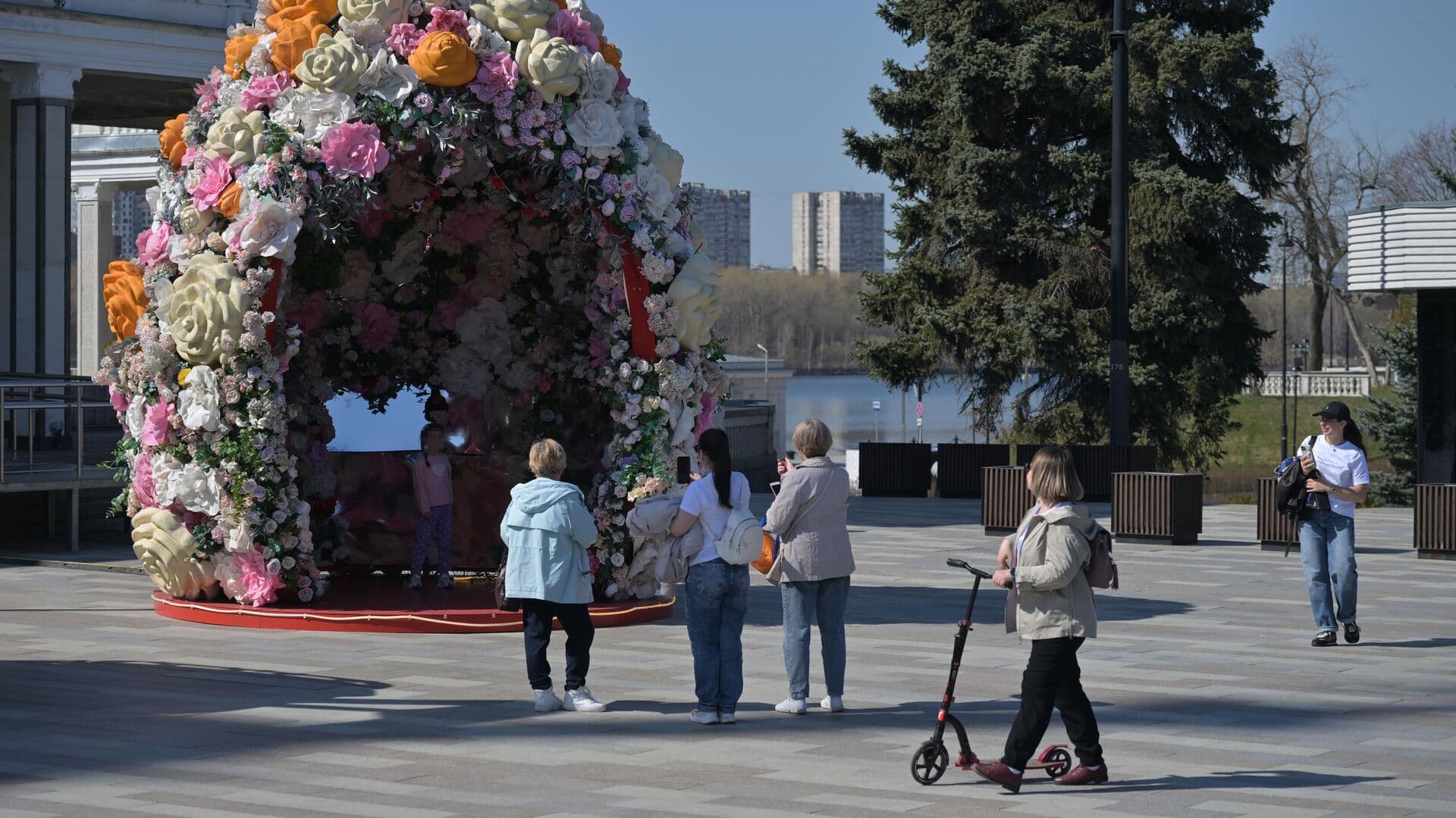 Москвичам рассказали о погоде на Пасху