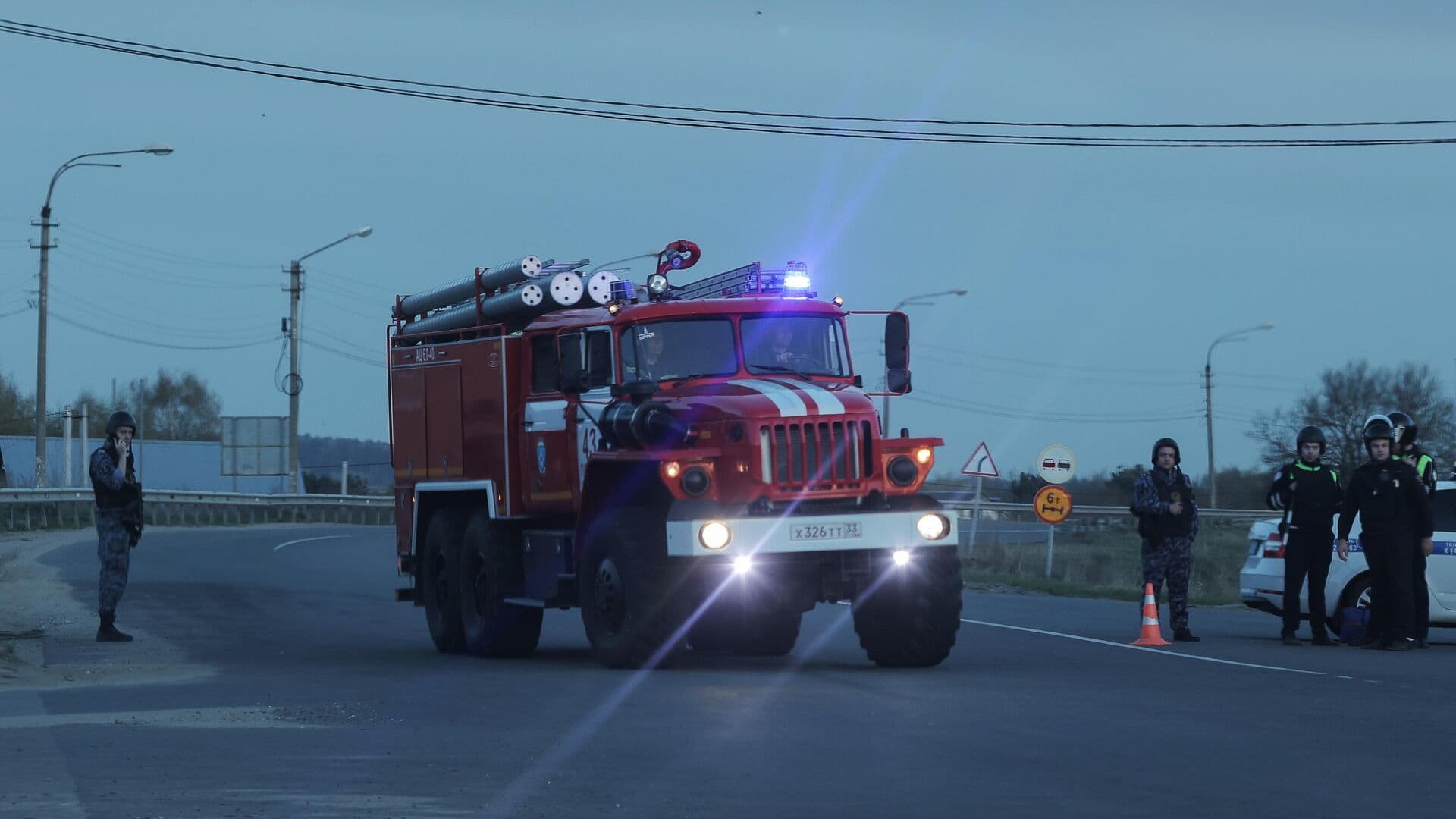 Во Внуково в жилом доме вспыхнул пожар, погиб один человек