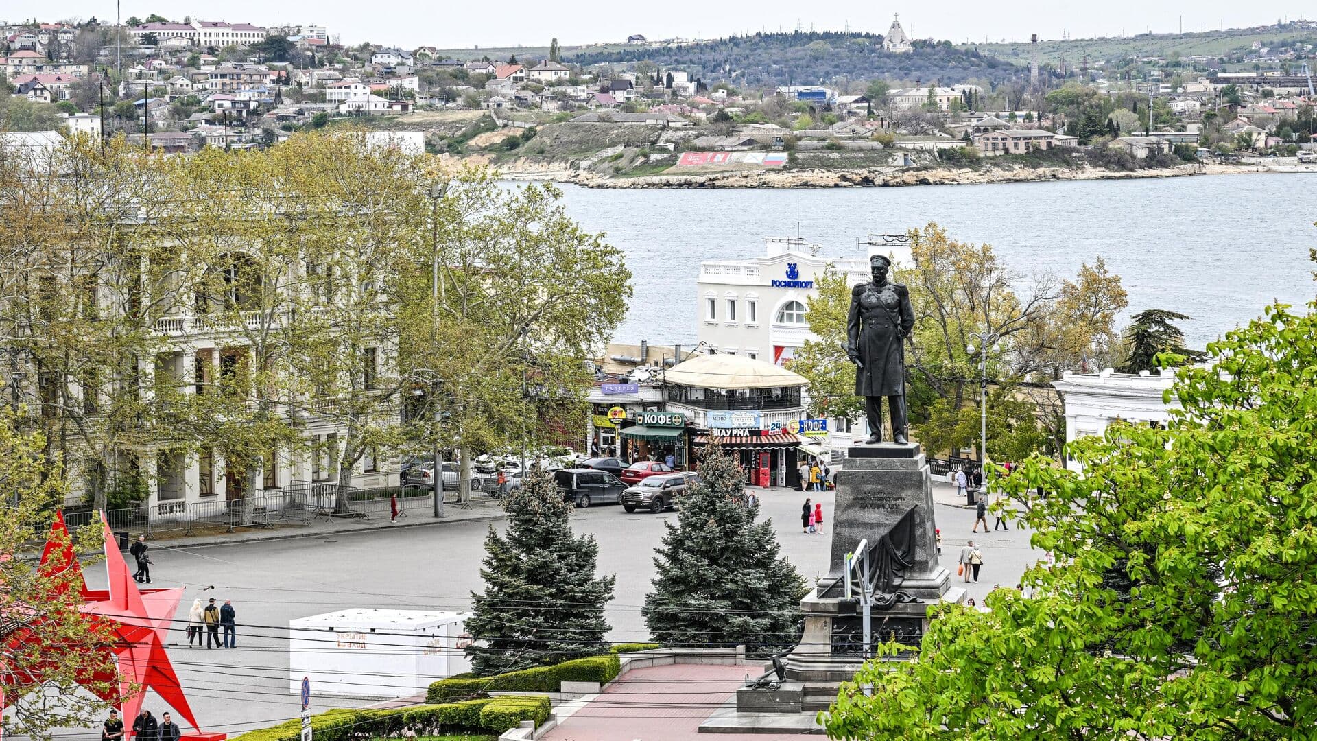 В Севастополе отменили воздушную тревогу