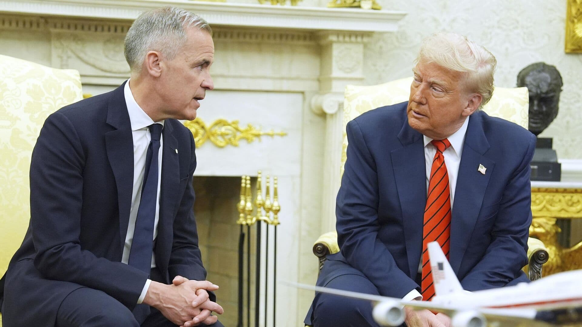 Премьер Канады обсудил с Трампом вопросы НАТО, Ирана и Ближнего Востока