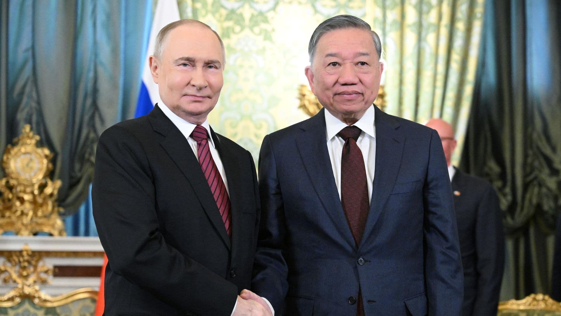 Путин и То Лам выйдут к журналистам после переговоров