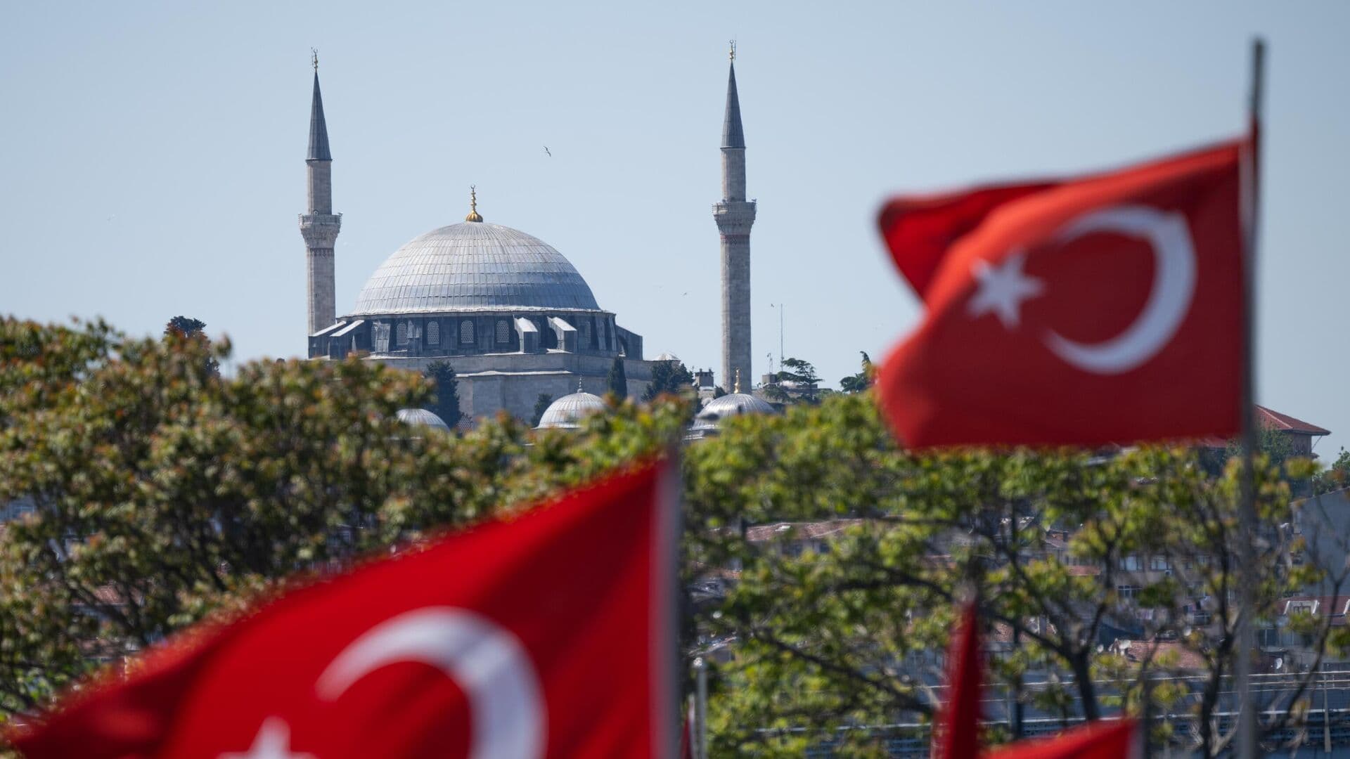 Турция осудила атаку беспилотников на Азербайджан, заявил МИД