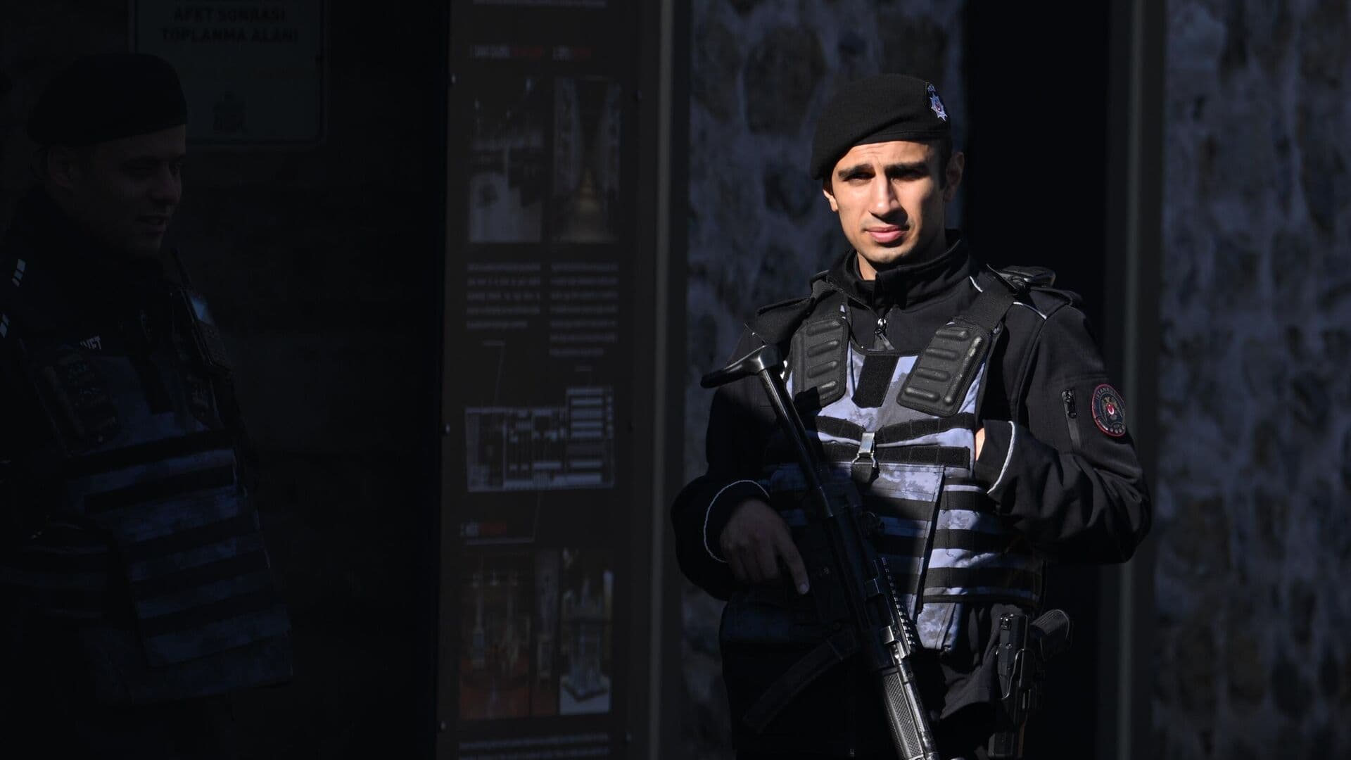 В Турции провели операцию против ИГ* после нападения на консульство Израиля