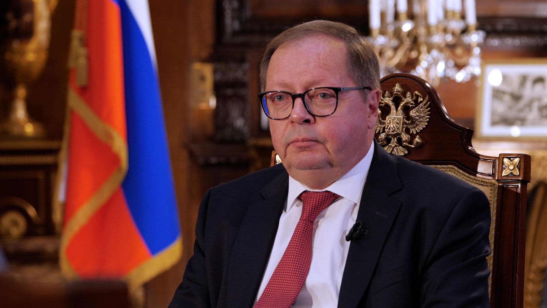 Кризис вокруг Ирана может перевернуть мировую экономику, заявил посол