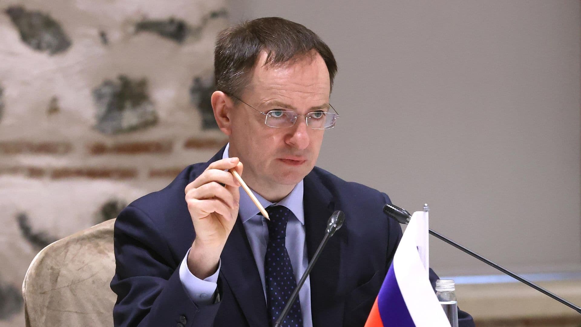 Мединский рассказал об учебниках "История нашего края"
