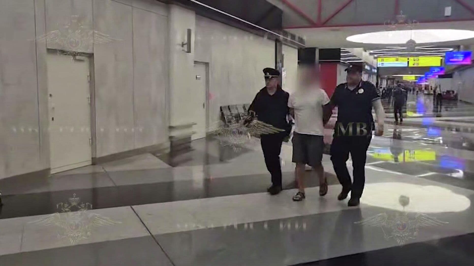 От напавшего на ребенка в Шереметьево потребовали компенсацию