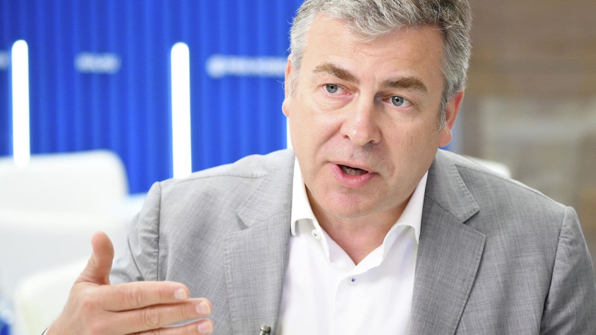 Глава "Промомеда" вошел в число победителей конкурса "Платиновая унция"