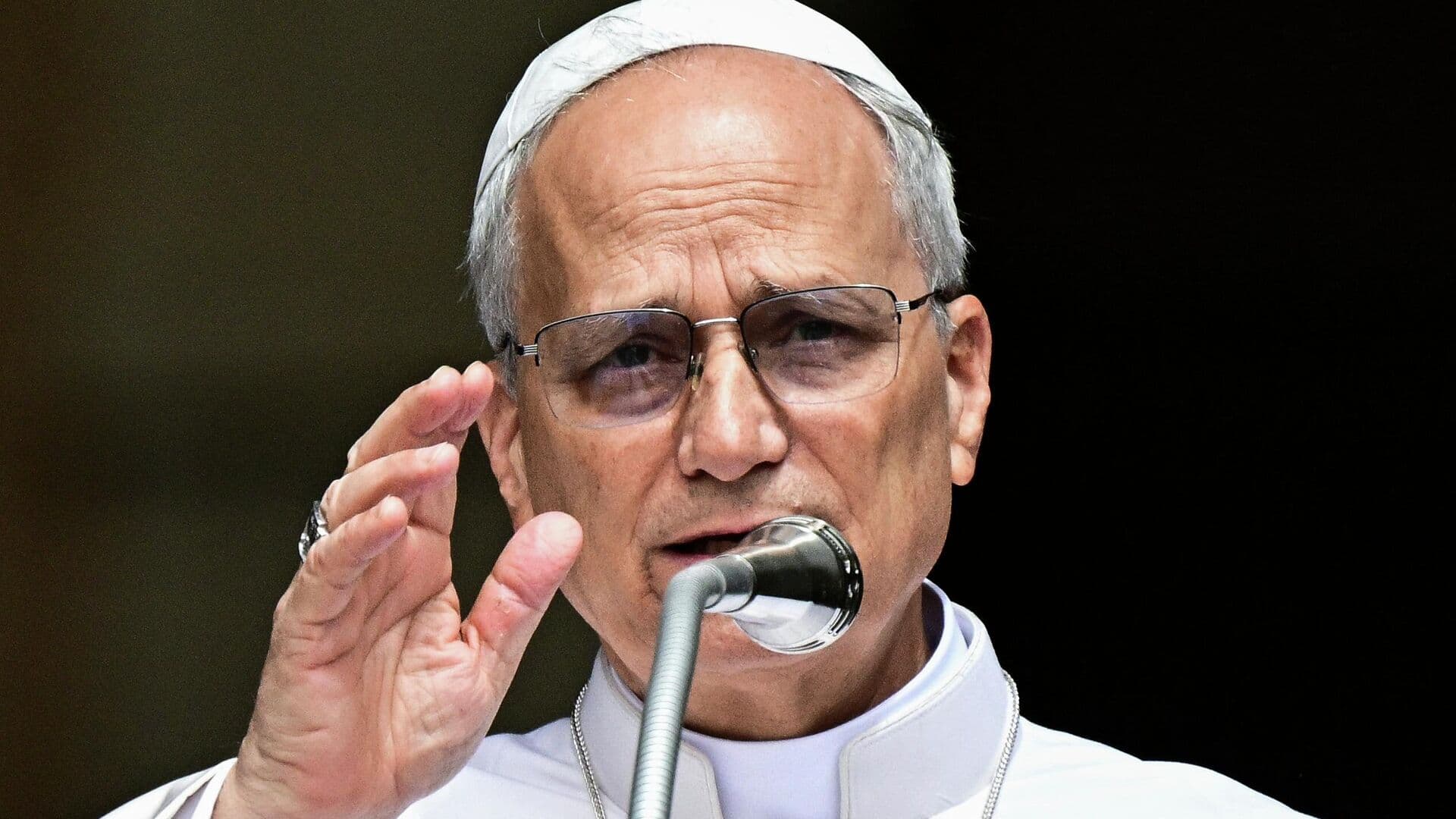 Папа Римский призвал верующих к молитве за мир на Украине