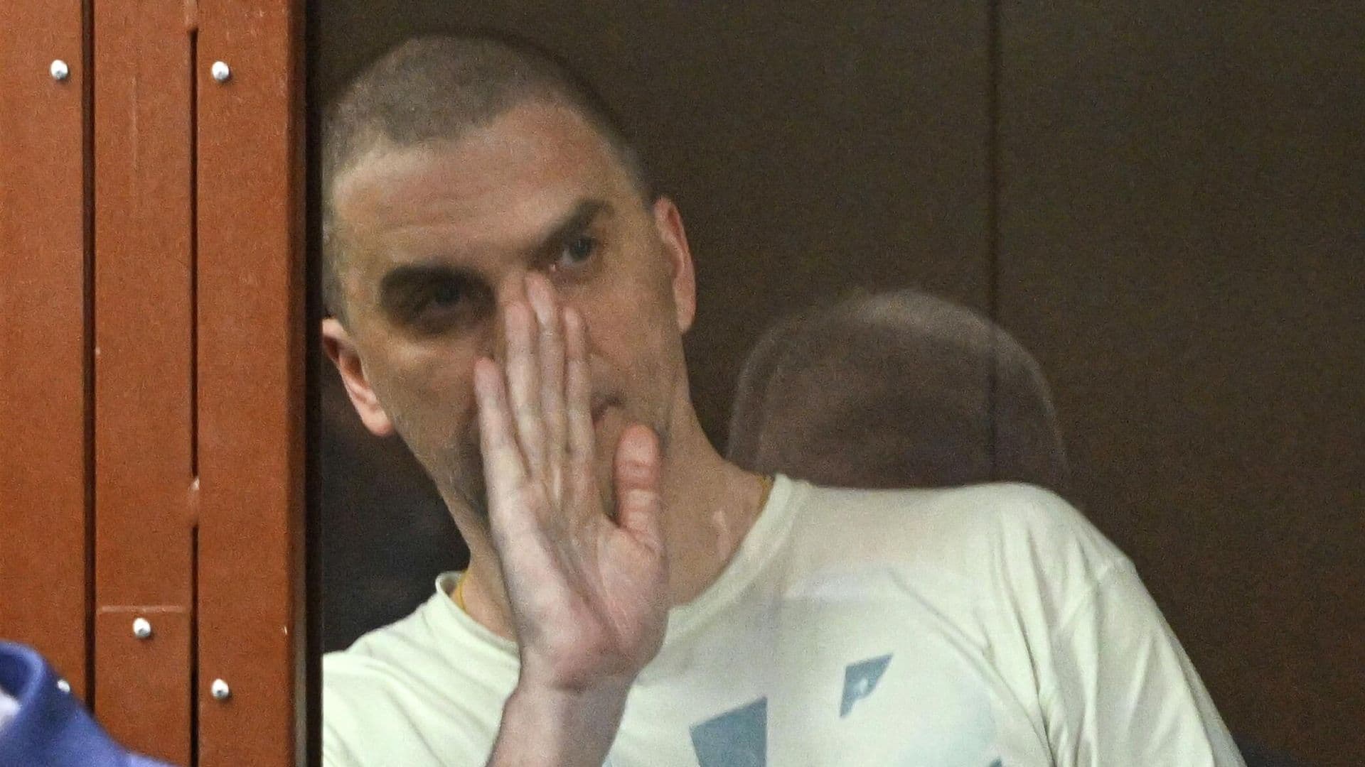 Суд снял арест с акций экс-гендиректора "Русагро" Басова