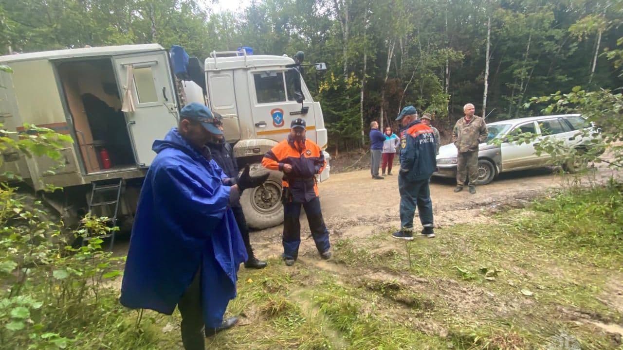 На юге Сахалина ищут пропавшую в лесу женщину