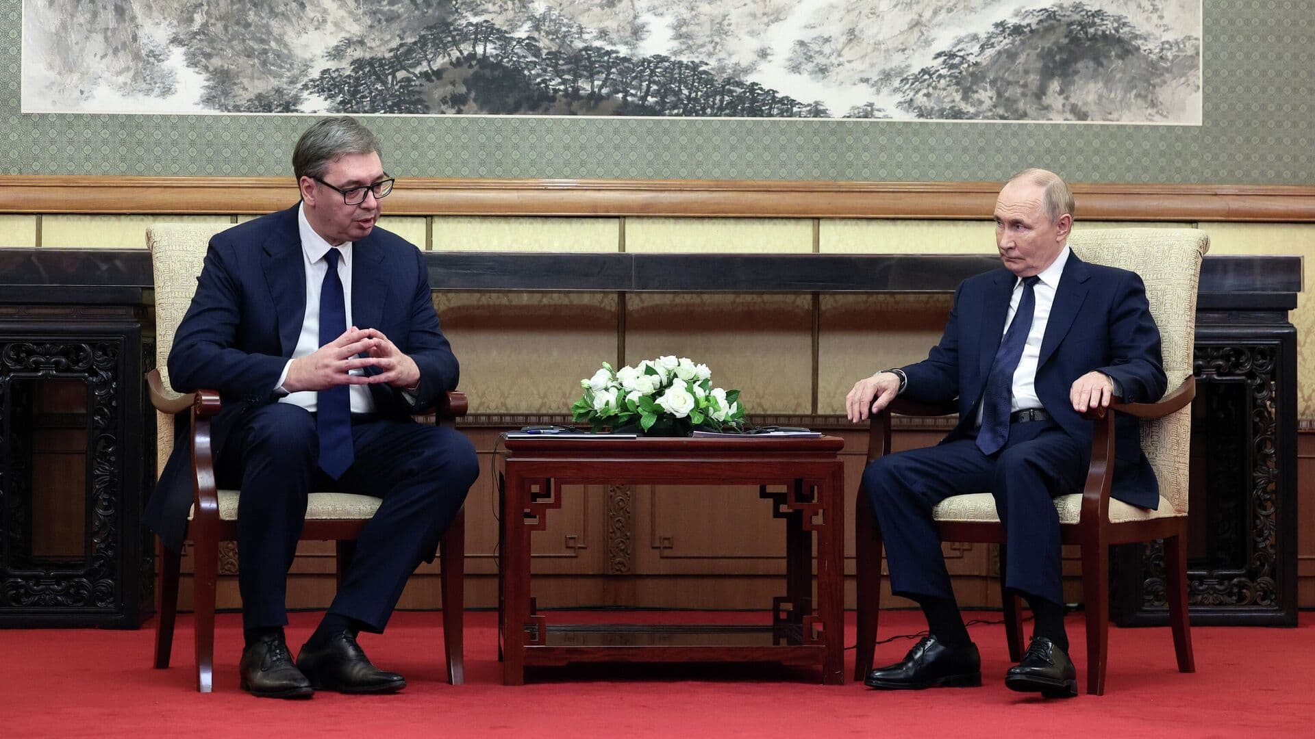 Путин и Вучич обсудили ситуацию вокруг Украины и кризис на Ближнем Востоке